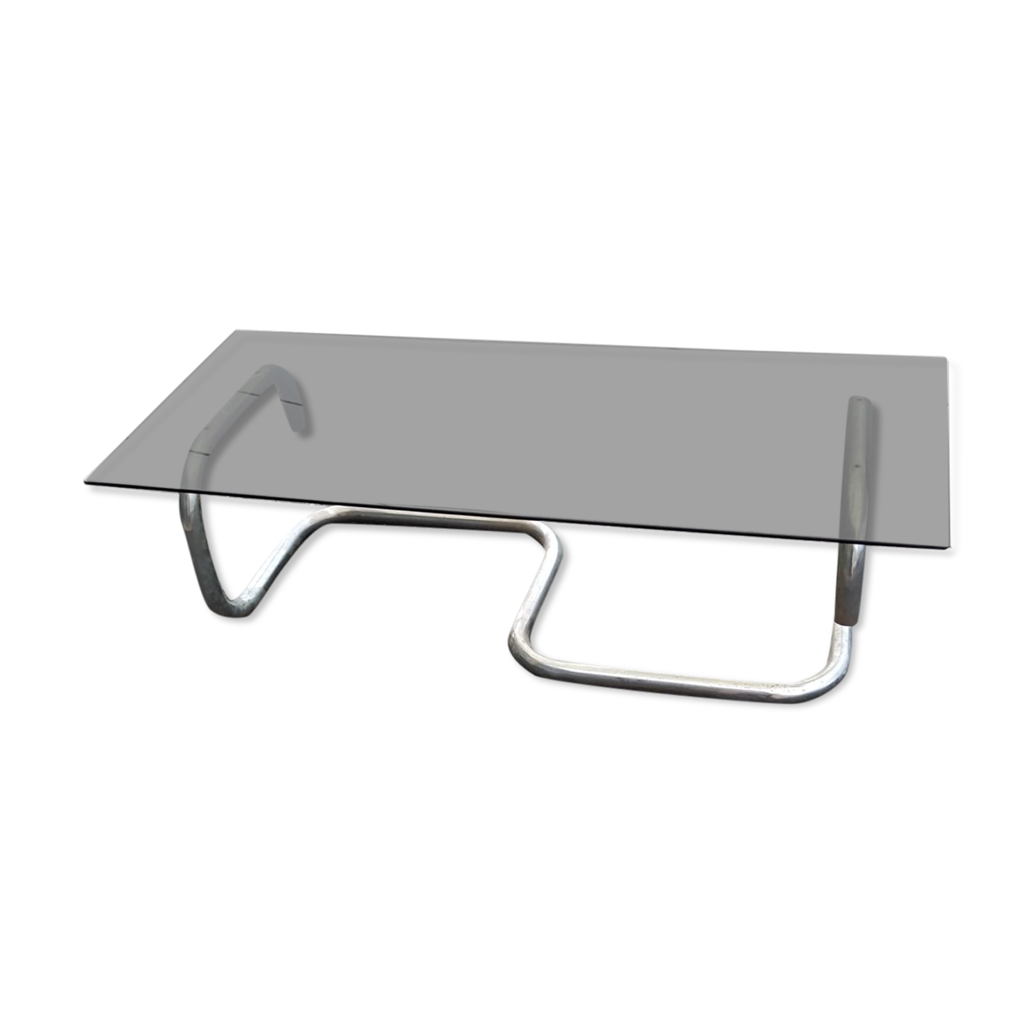 Table basse en acier chromé et verre fumé vers 1970
