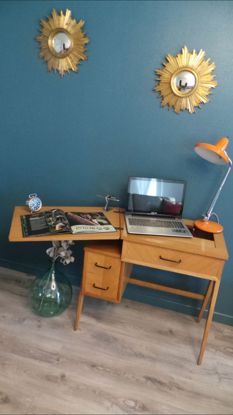 Stunning Scandinavian desk feet compass 1950