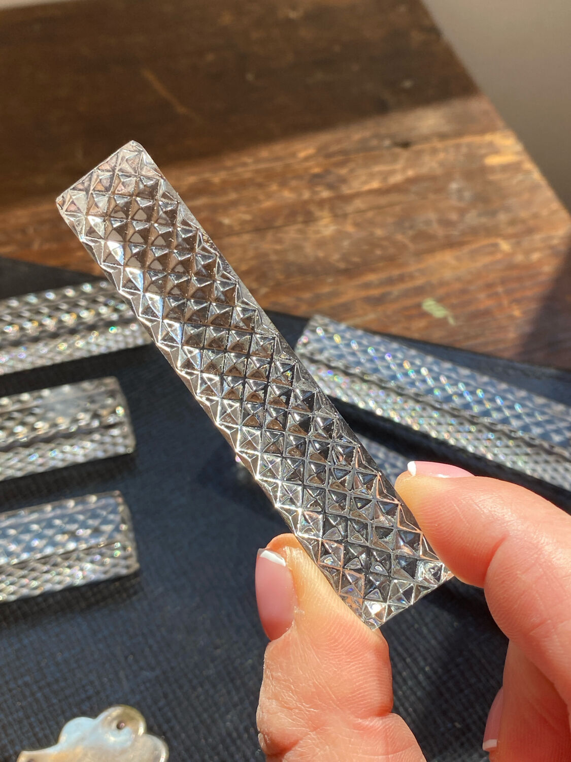 Crystal knife rest, diamond tip