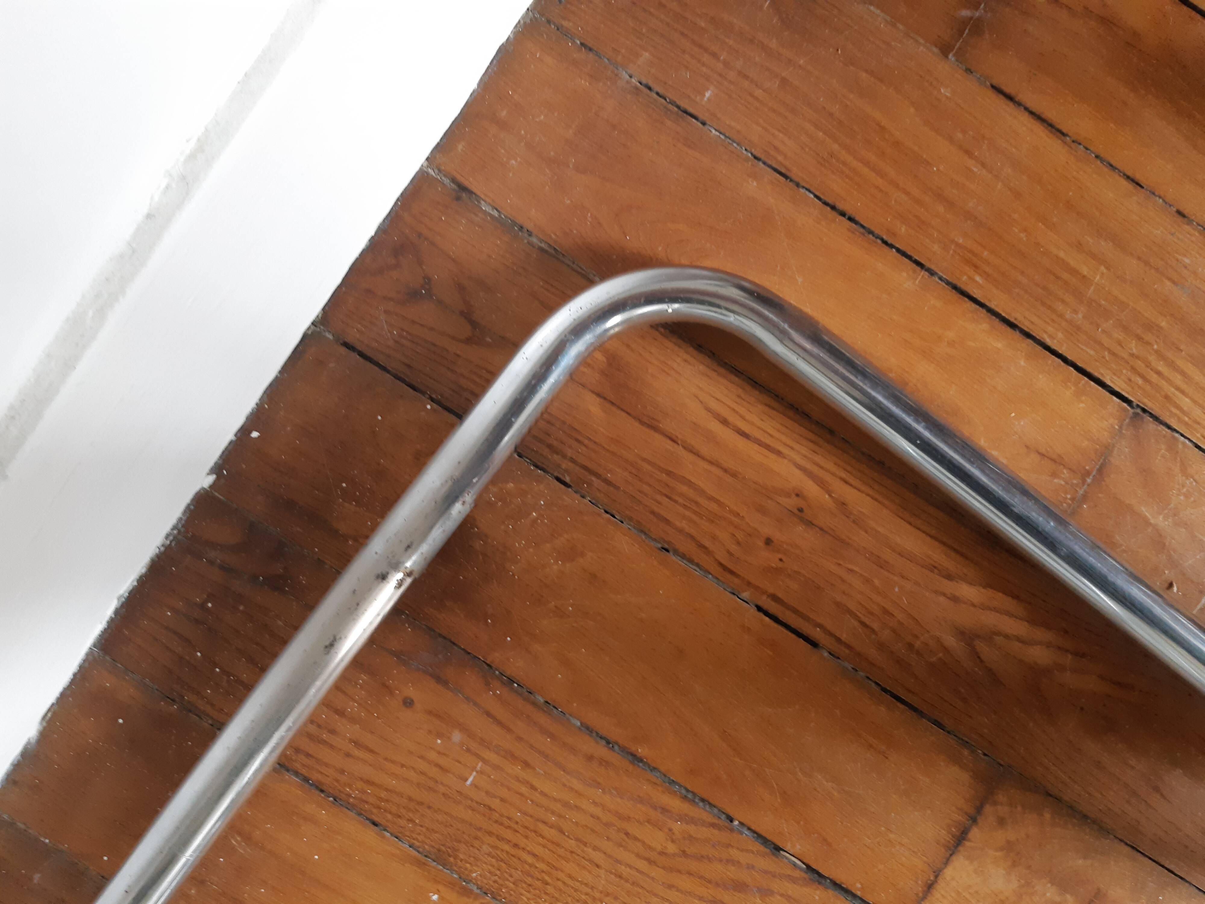 Lot of 3 vintage metal and skai armchairs