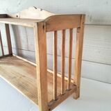 Scalloped wooden shelf