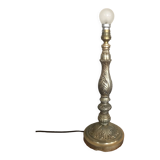 Pied de lampe de chevet joliement décoré