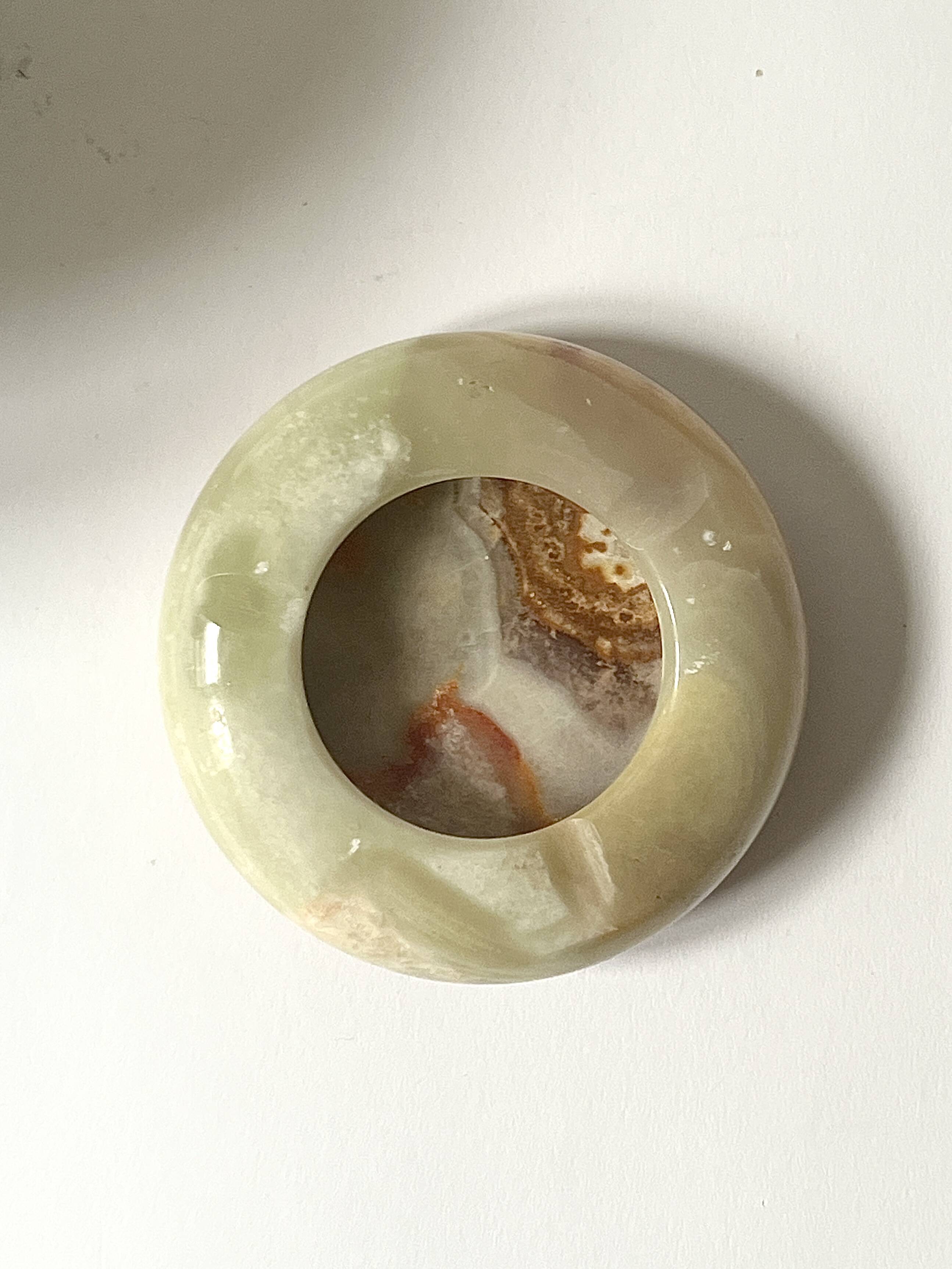 Onyx ashtray, 20th century