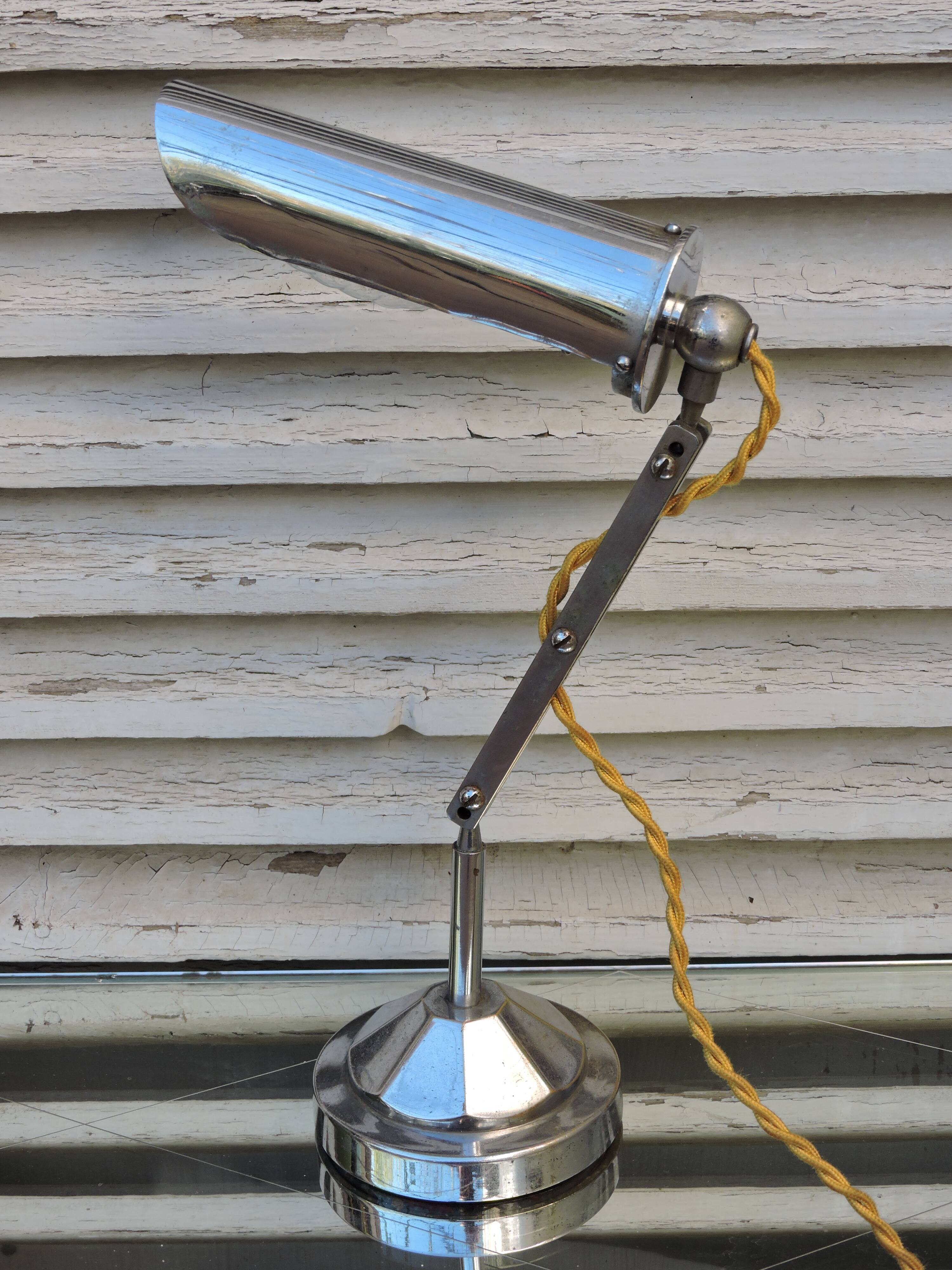 Art Deco chrome desk lamp from the 30s