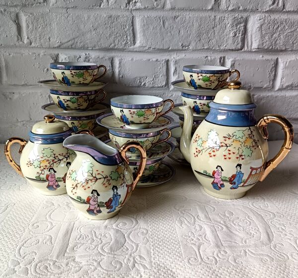 Service à thé en porcelaine fine japonaise vintage motif paysage