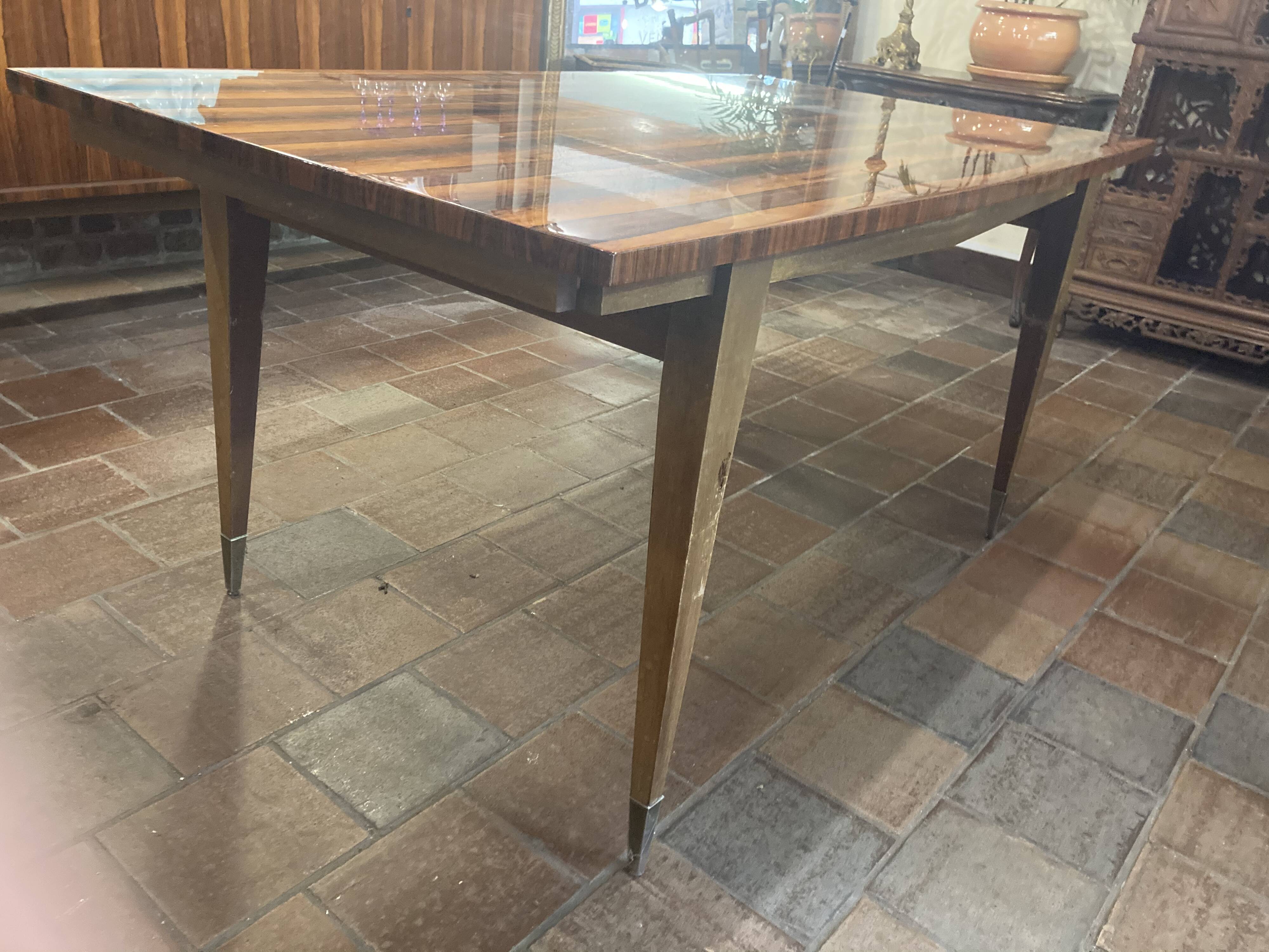 Table en ébène de Macassar laquée vers 1950
