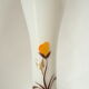 Soliflore en opaline blanche fleuri vintage