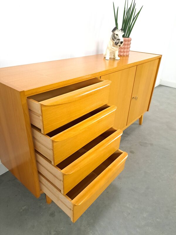 Buffet en placage avec tiroirs et poignées en bois buffet vintage