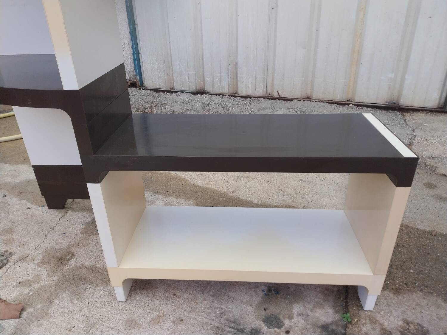 Somm Paris modular shelving