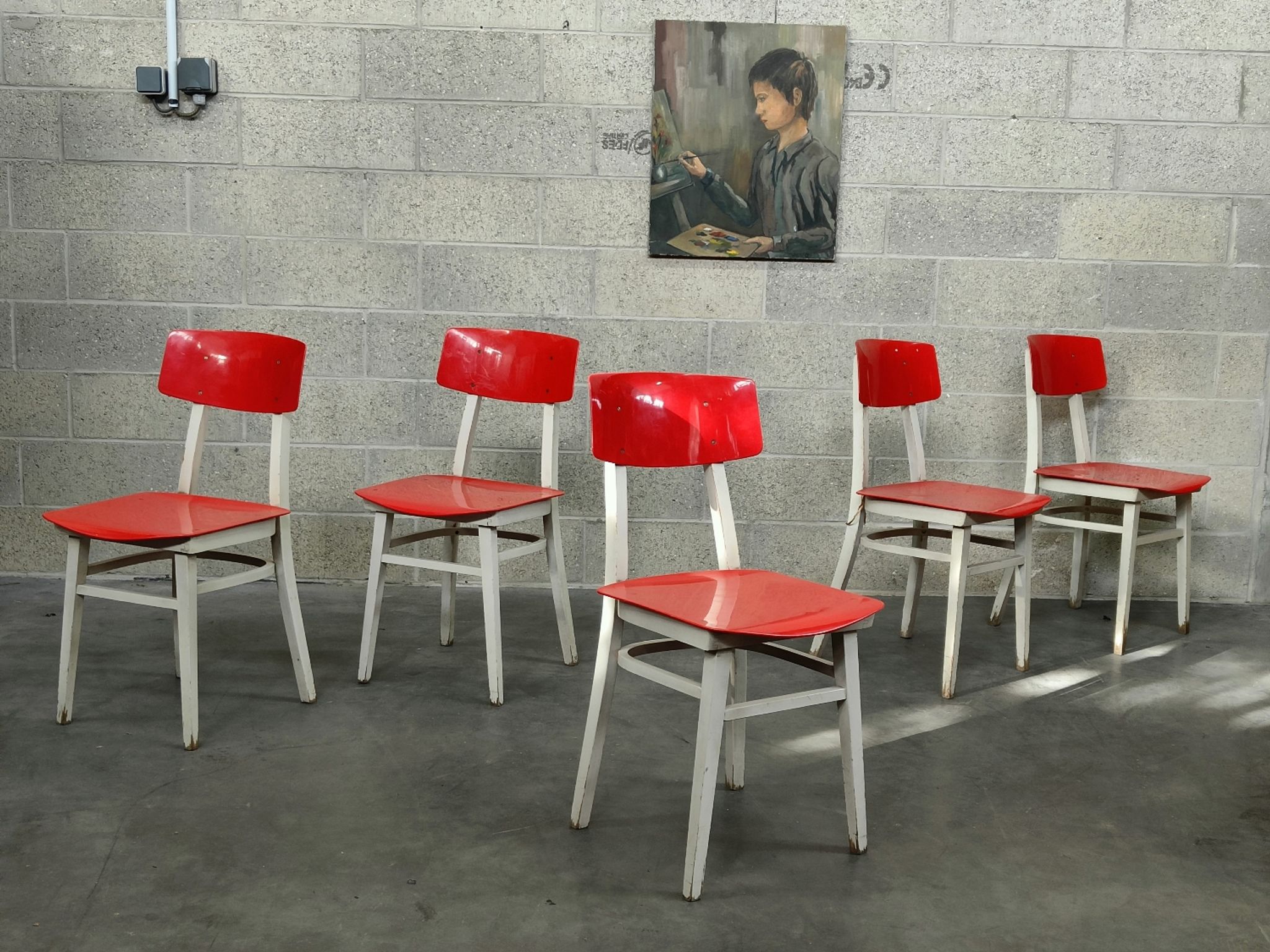 Set of 5 chairs TON Bystrice (Thonet) red and white 1960