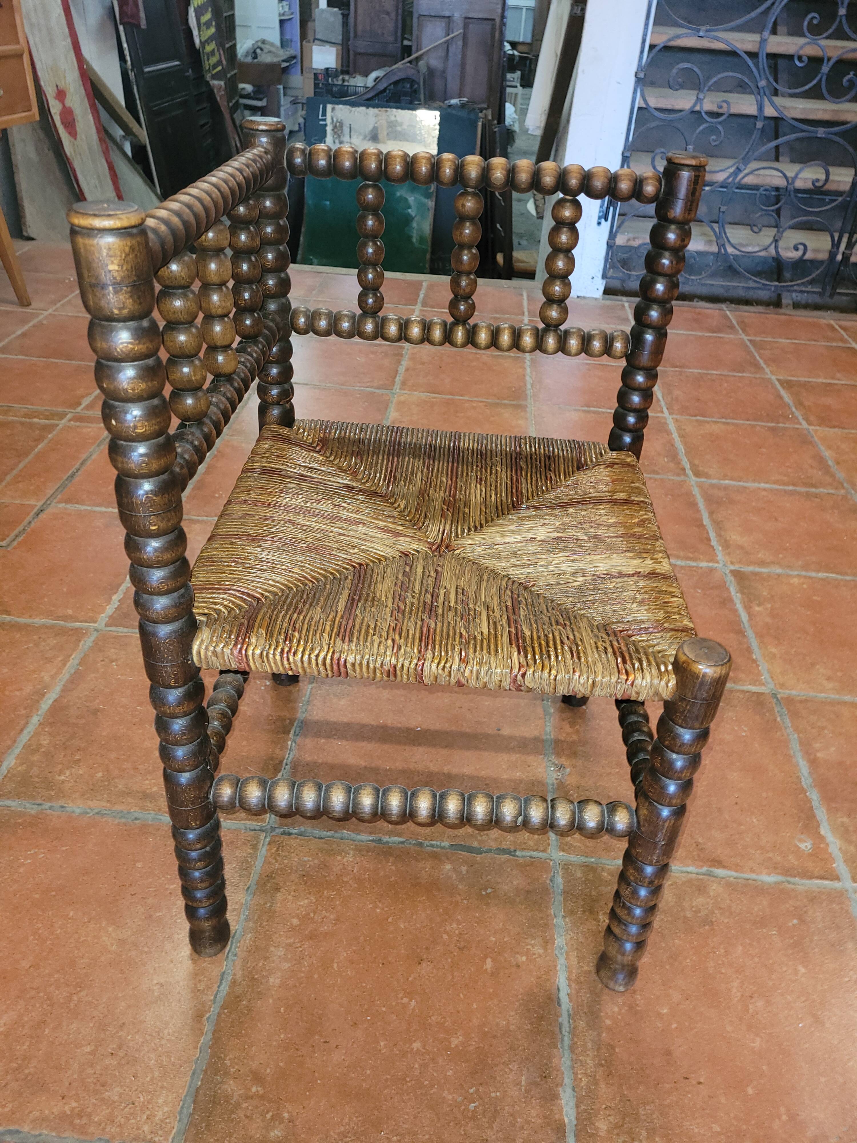 Old glitter corner chair