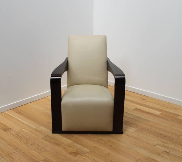 Fauteuil Ying, Hugues Chevalier