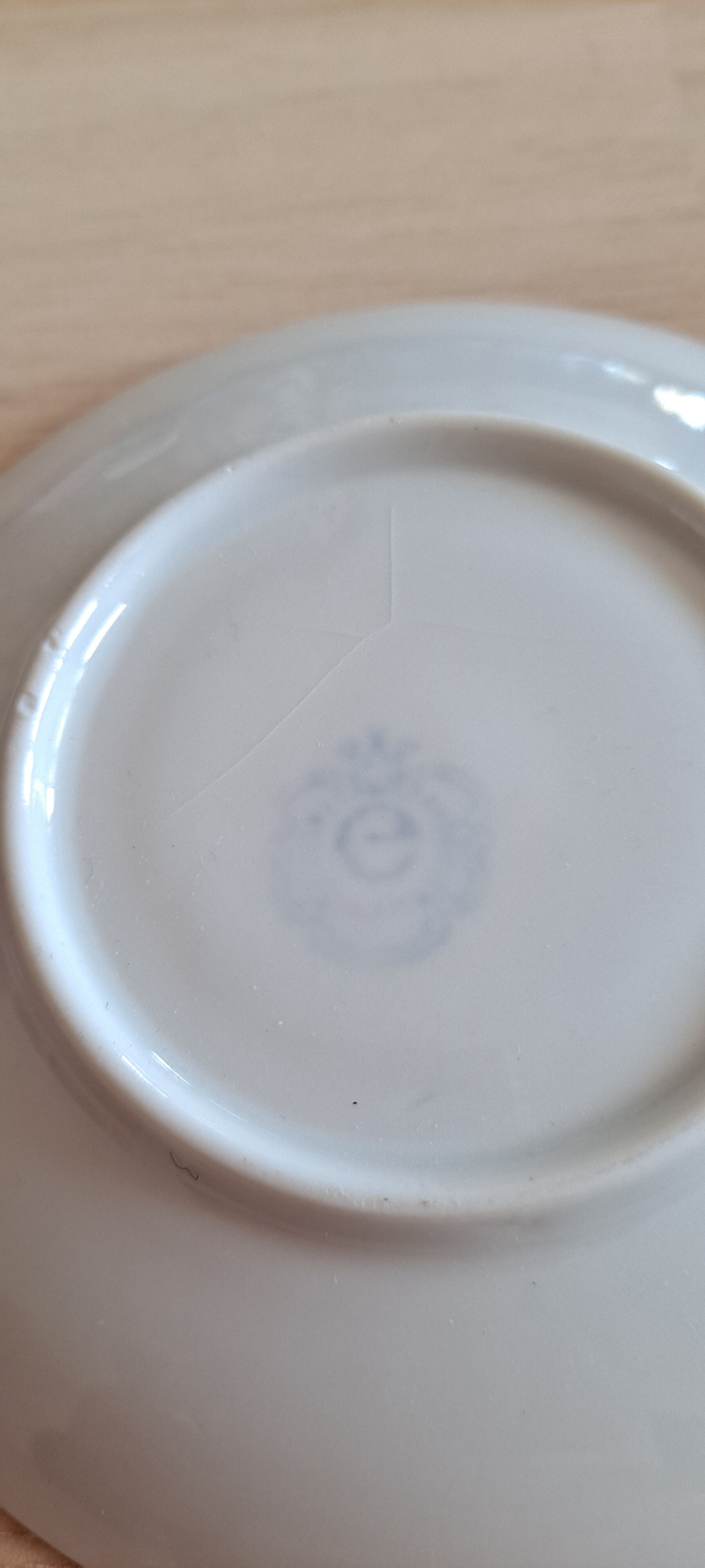 Coupelle porcelaine blanche et fleurs
