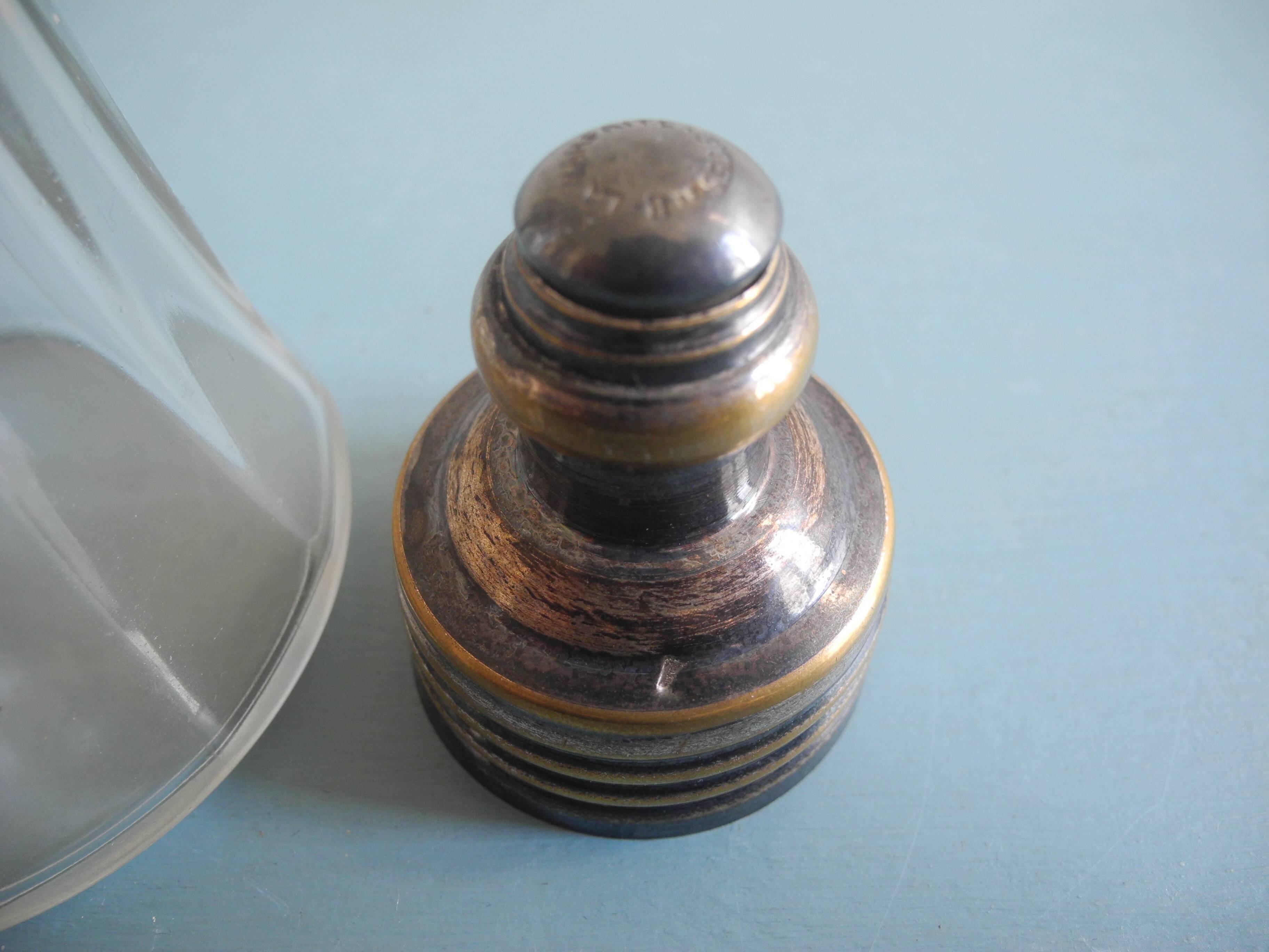 old French sugar shaker La Parfaite SGDG