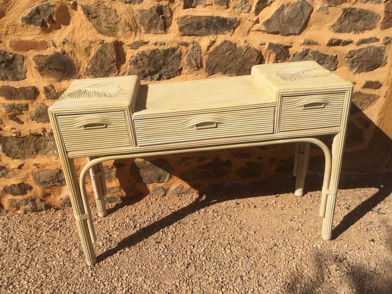 Console wood imitation rattan