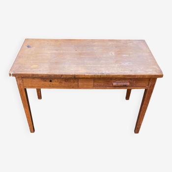 Ancienne table de ferme, 6 couverts et 2 tiroirs