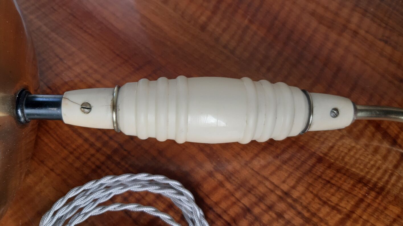 Vintage diabolo lamp