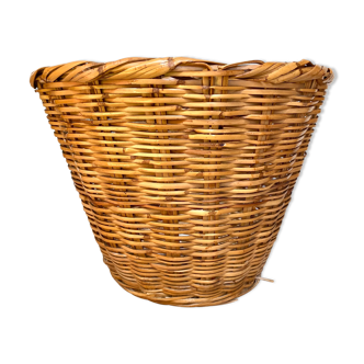 Wicker pot cover basket