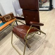 Reclining armchair in brown leather with tubular frame – Italy – 1960s/1970s