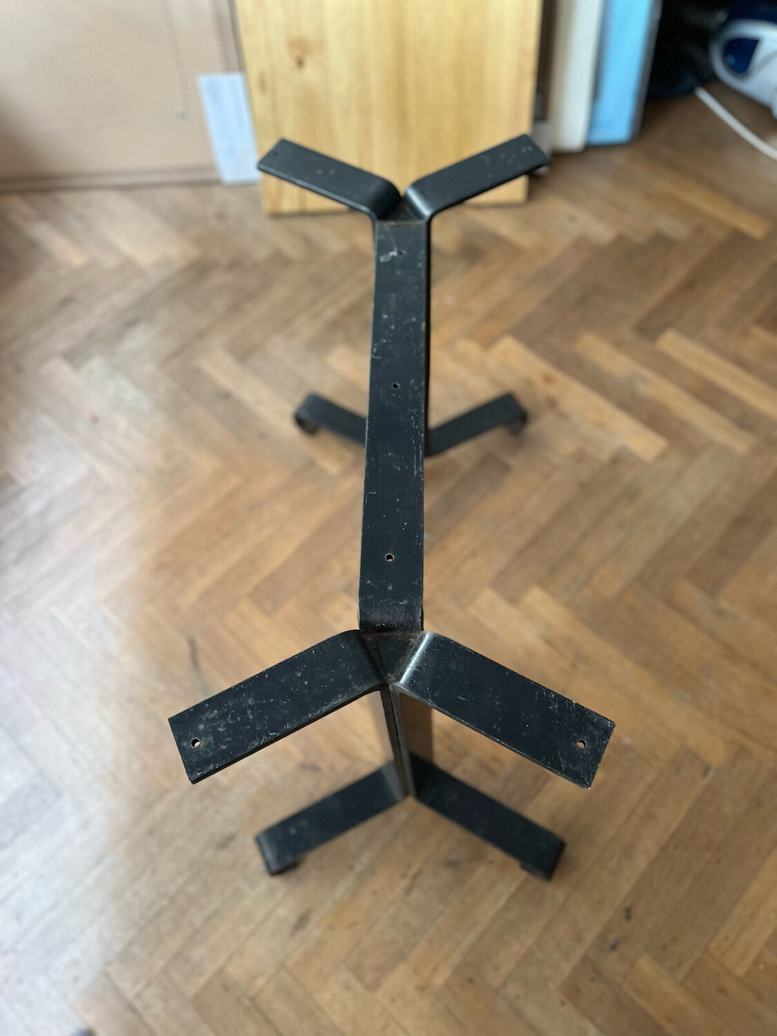 Table Charlotte Perriand