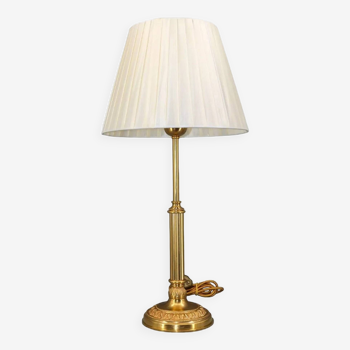 Gilded bronze lamp with pleated shade