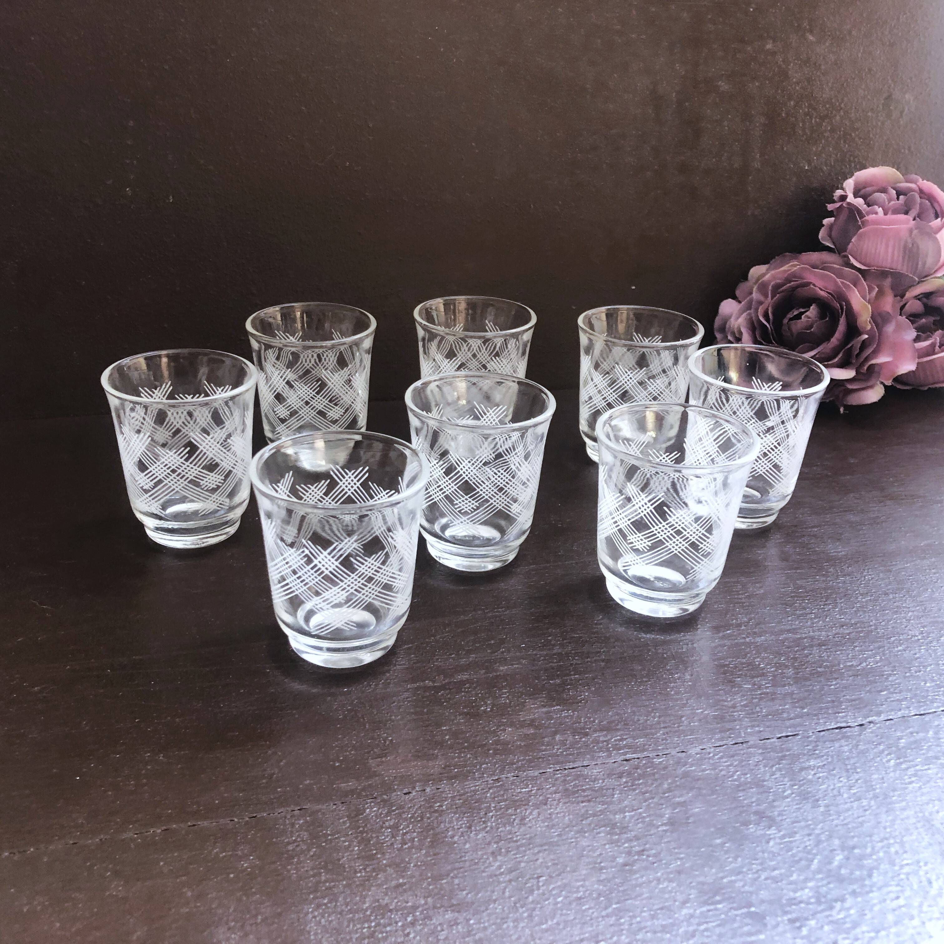 Set of 8 mini liqueur glasses Art Deco style France