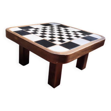 Table basse scandinave bois et céramique à damier 1960 vintage