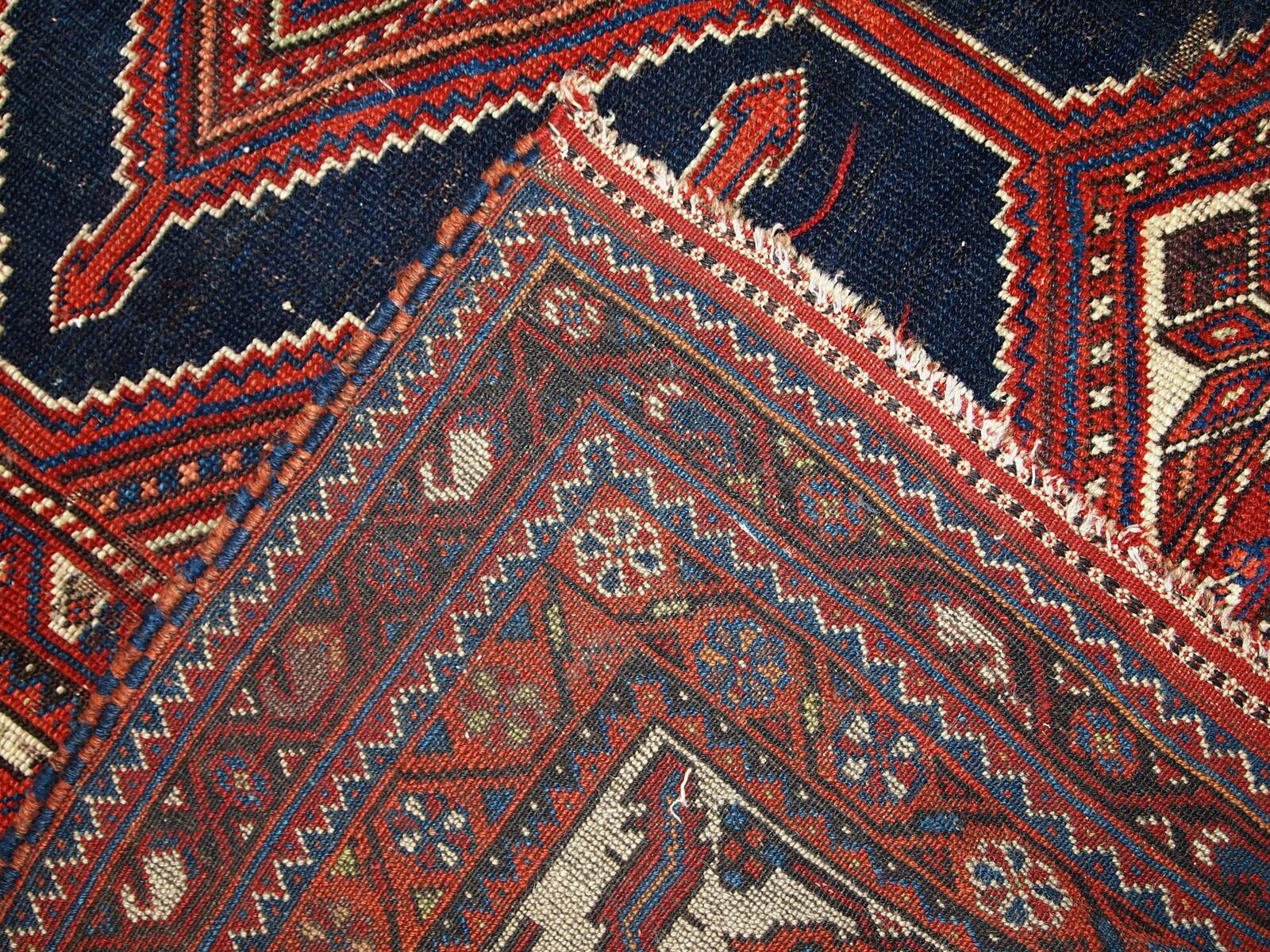 Tapis antique persan Shiraz 152cm x 342cm (1900s)
