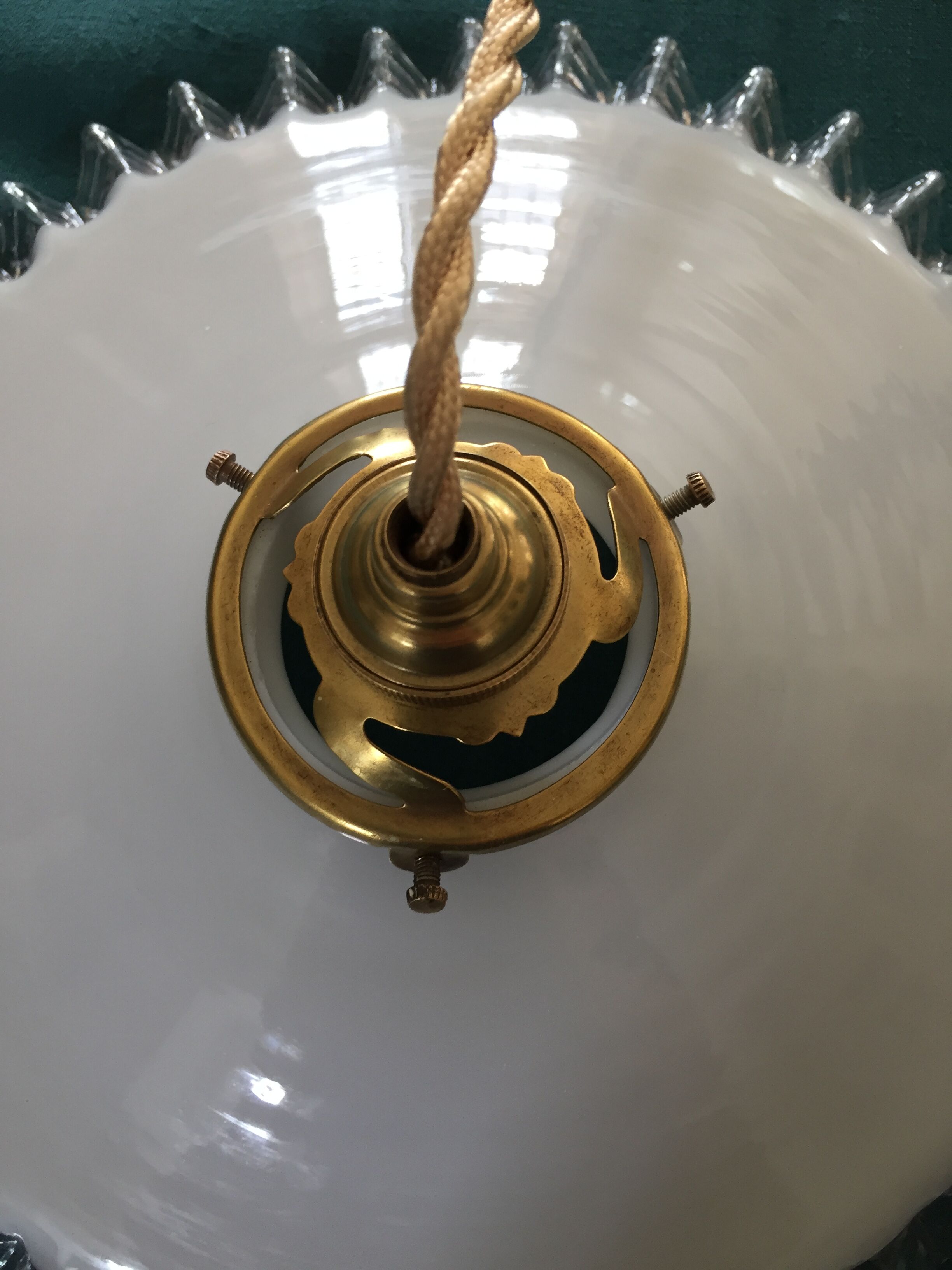 Suspension opaline rises down 1920s (number 8)