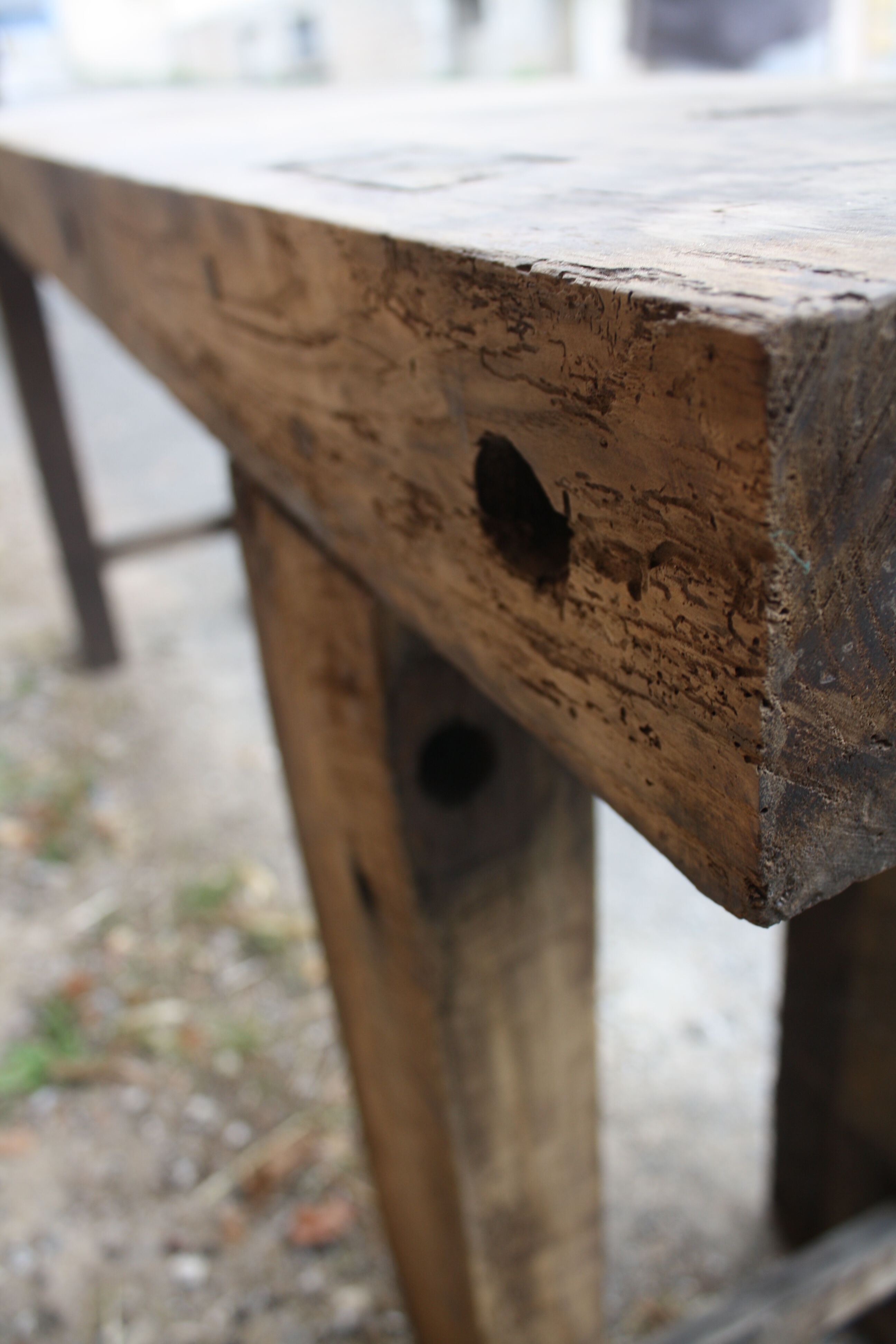 Ancient rough wood 167 cm