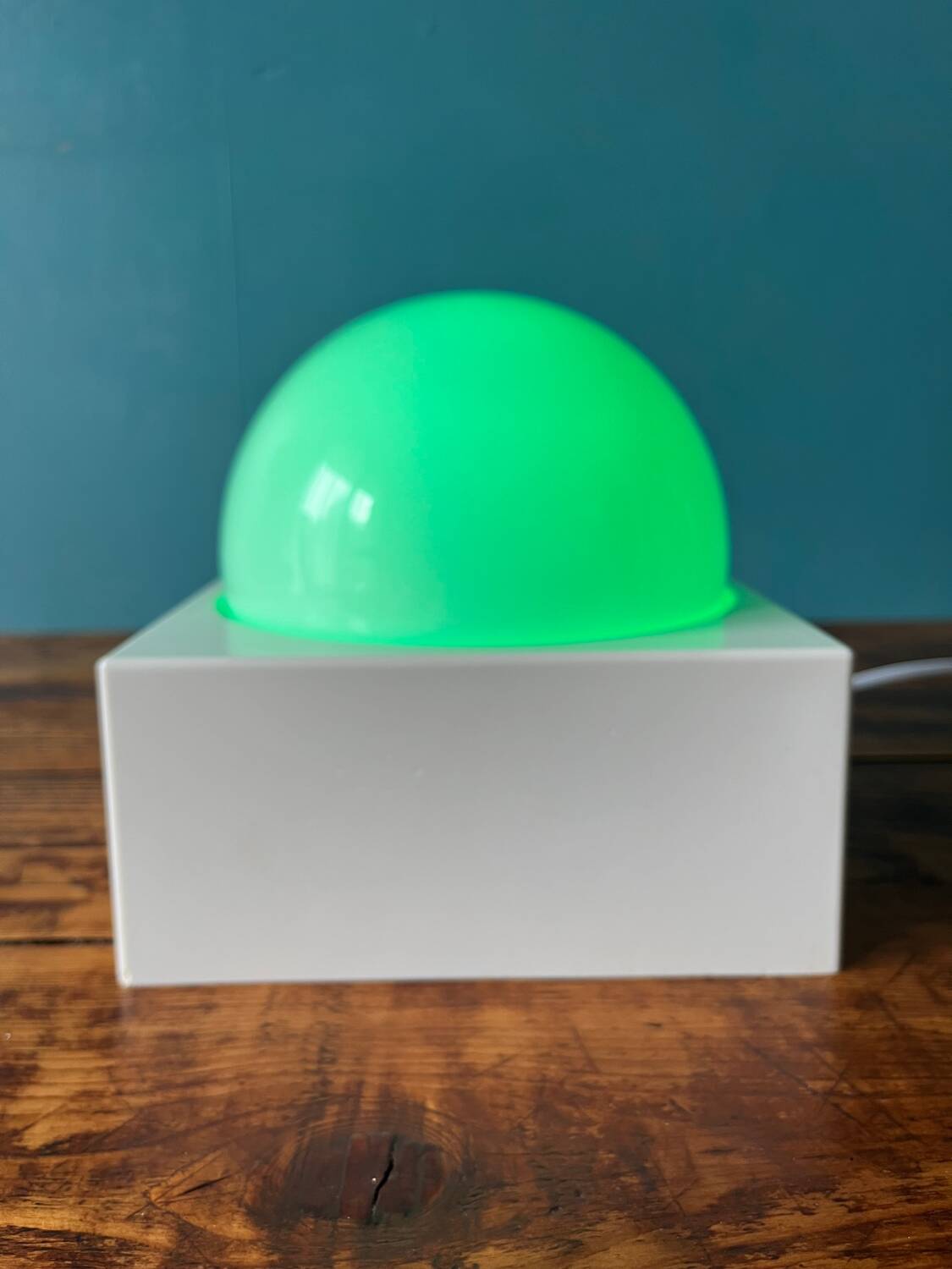 Lampe à poser globe