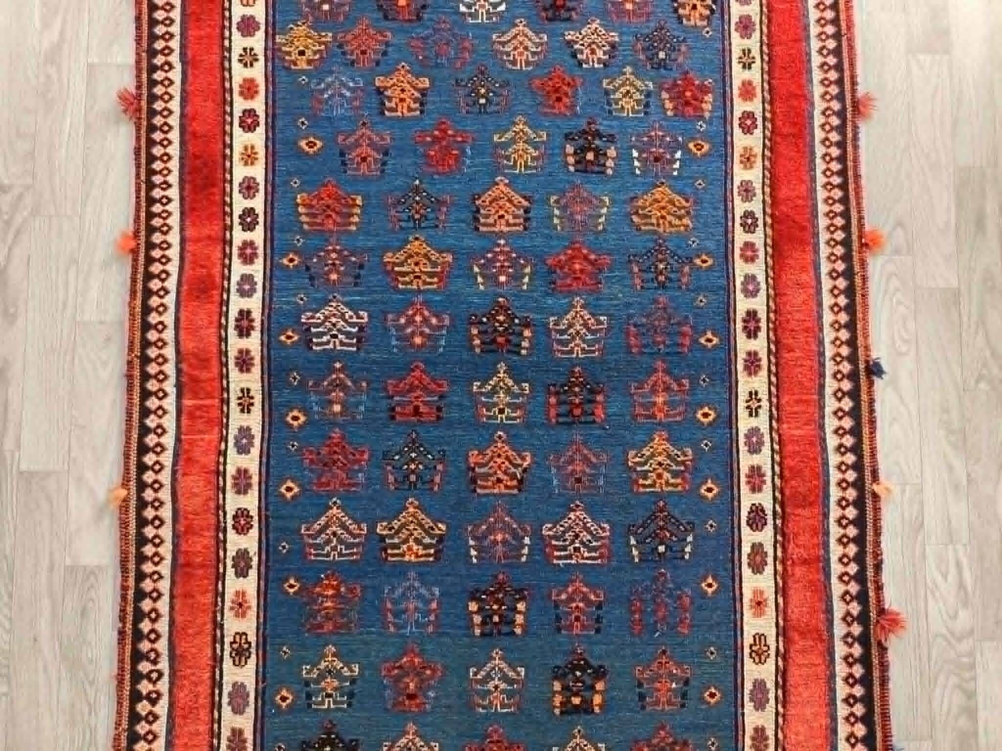 Handmade Qashqai Persian rug