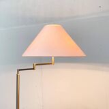 Adjustable floor lamp