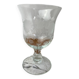 Coupe en verre en forme de calice