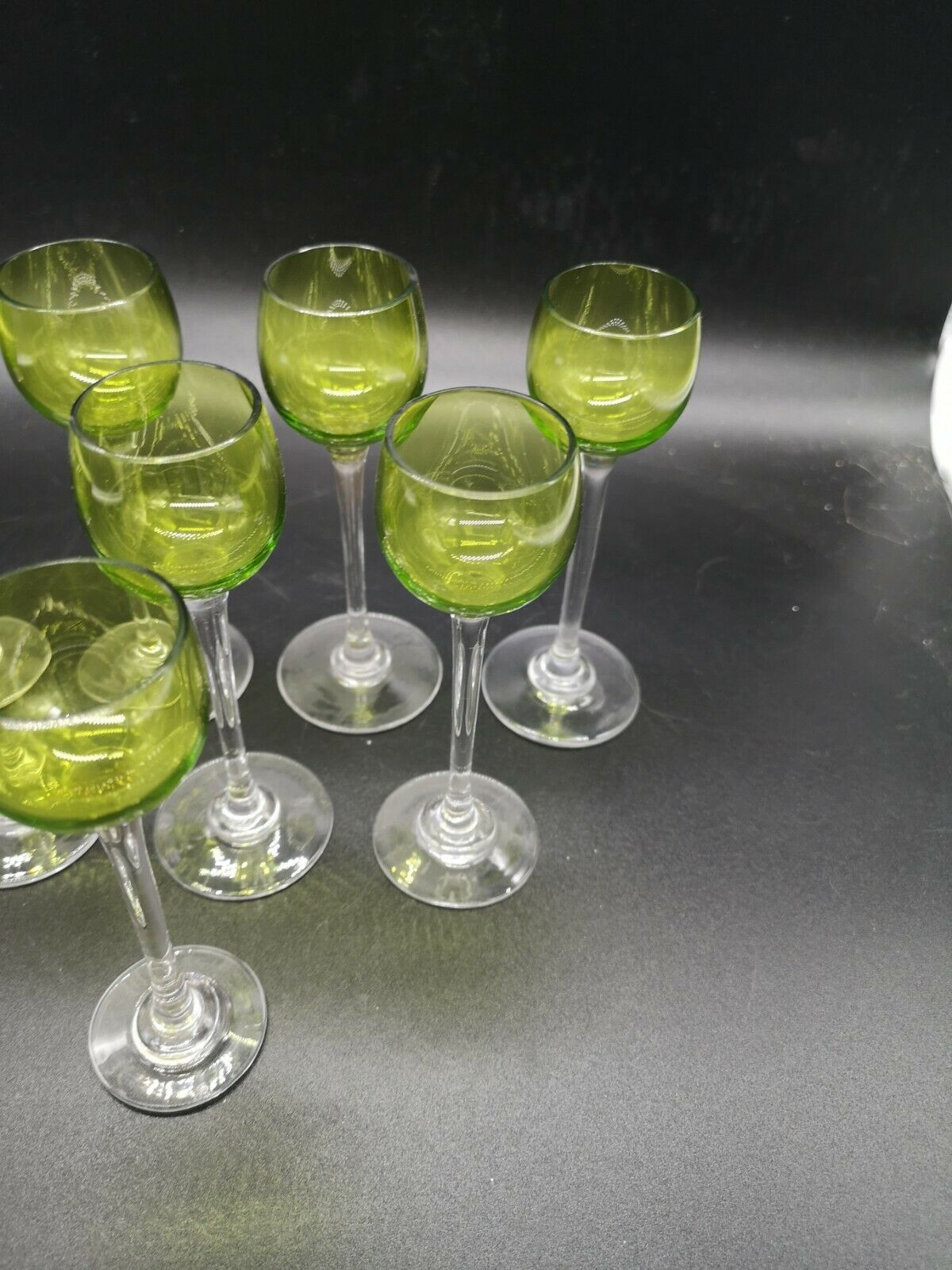 Service de 8 verres liqueur en cristal