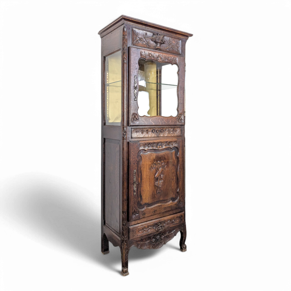 Bonnetière argentier de style provençal en noyer