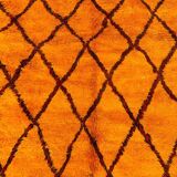 Tapis d'art Beni oren, tapis marocain fait main, tapis jaune noir rouge, tapis jaune abstrait.
