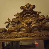 Miroir en bois sculpté fin XIXe