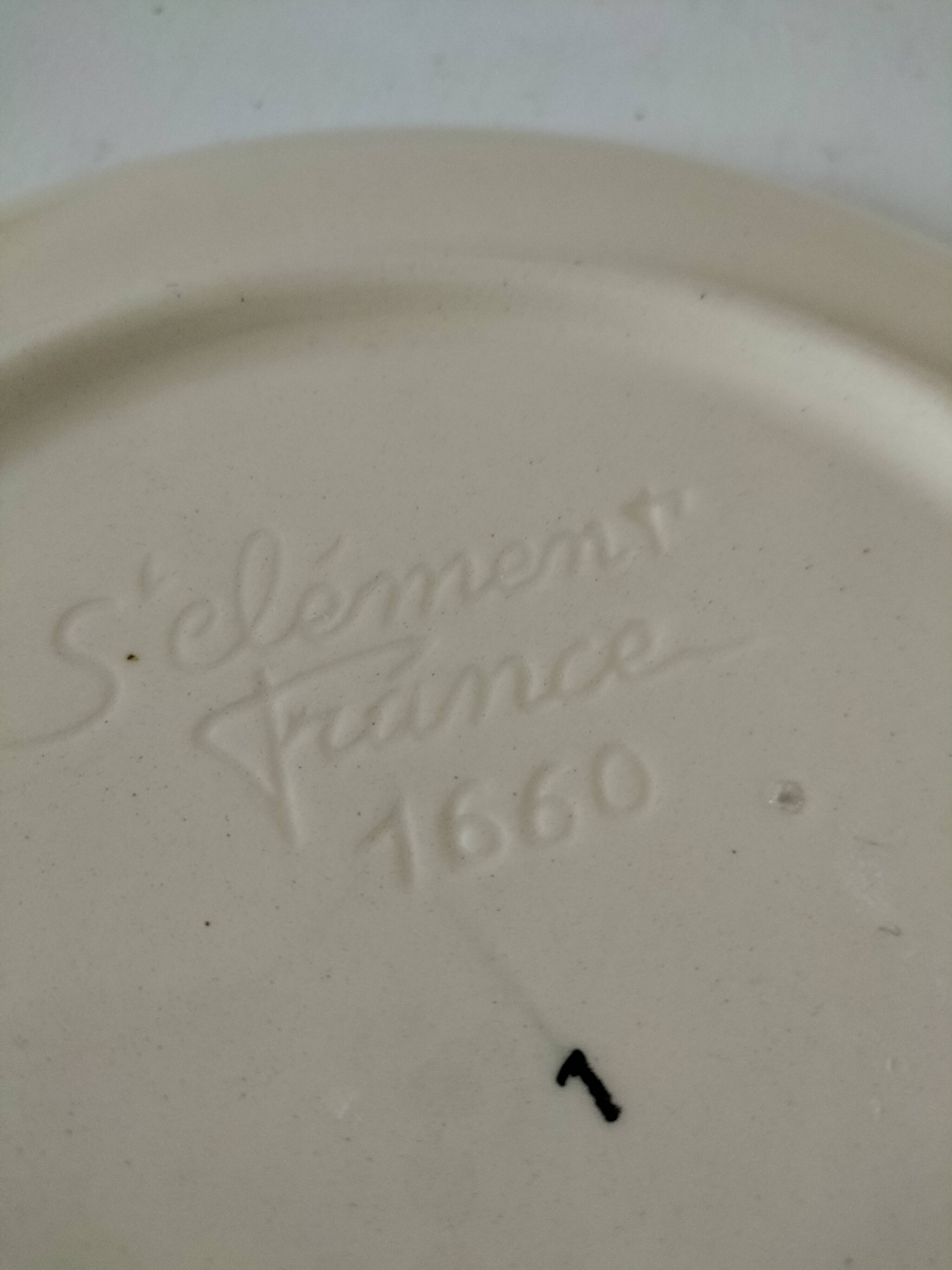 Saint Clement barbotine style plate