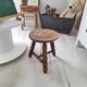 Tabouret tripode vintage