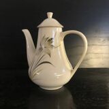 Coffee pot and sugar bowl in porcelain
