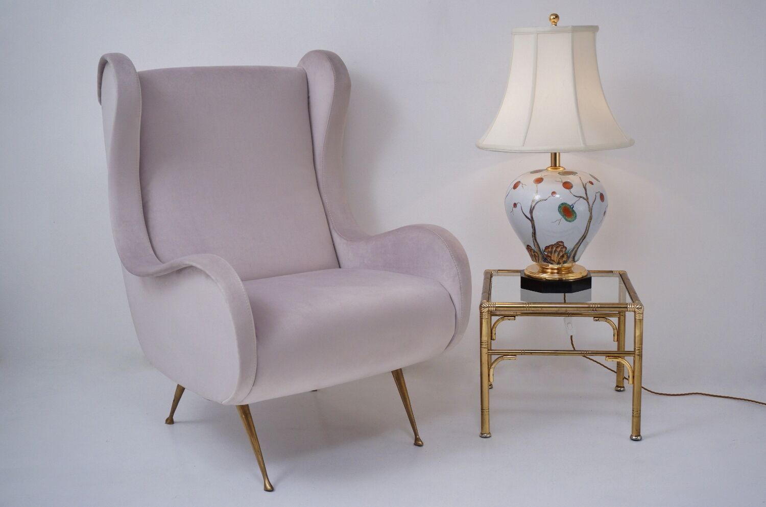 Giulia Mangani porcelain lamp chinoiserie with lychee, 1950`s ca, Italian