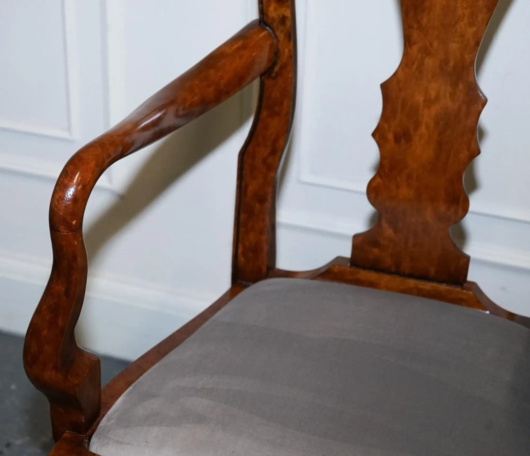 Art Deco Queen Anne Style Armchairs in Walnut Burl, 1920s, Set of 2