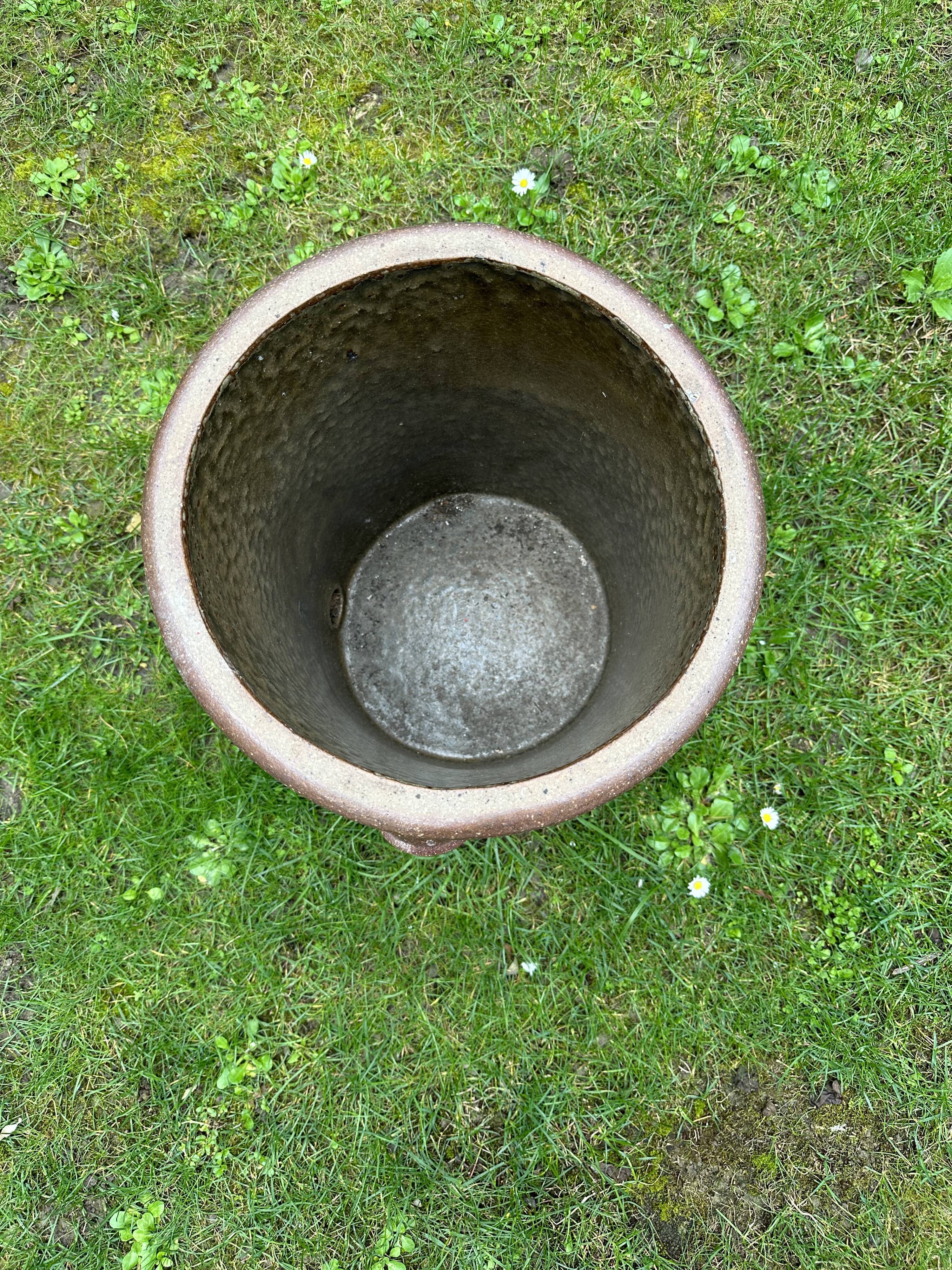 Stoneware pot - vinegar maker