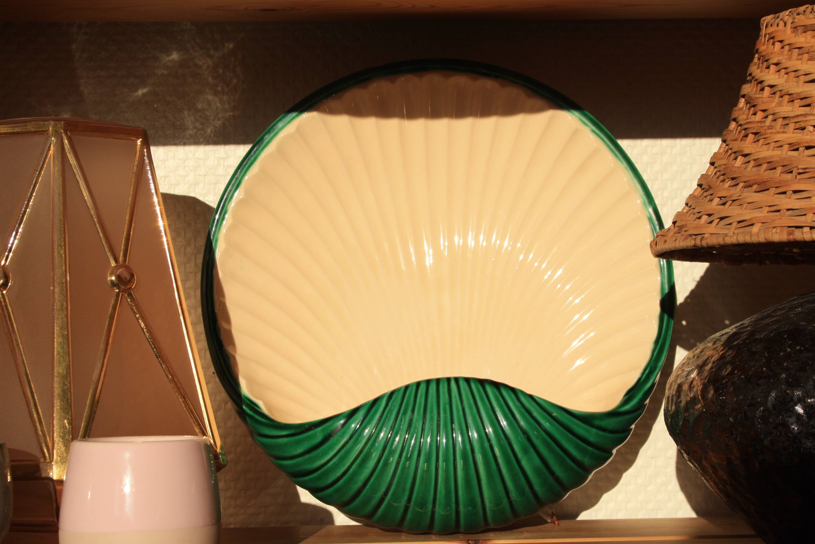 Ceramic shell wall light (4 available)