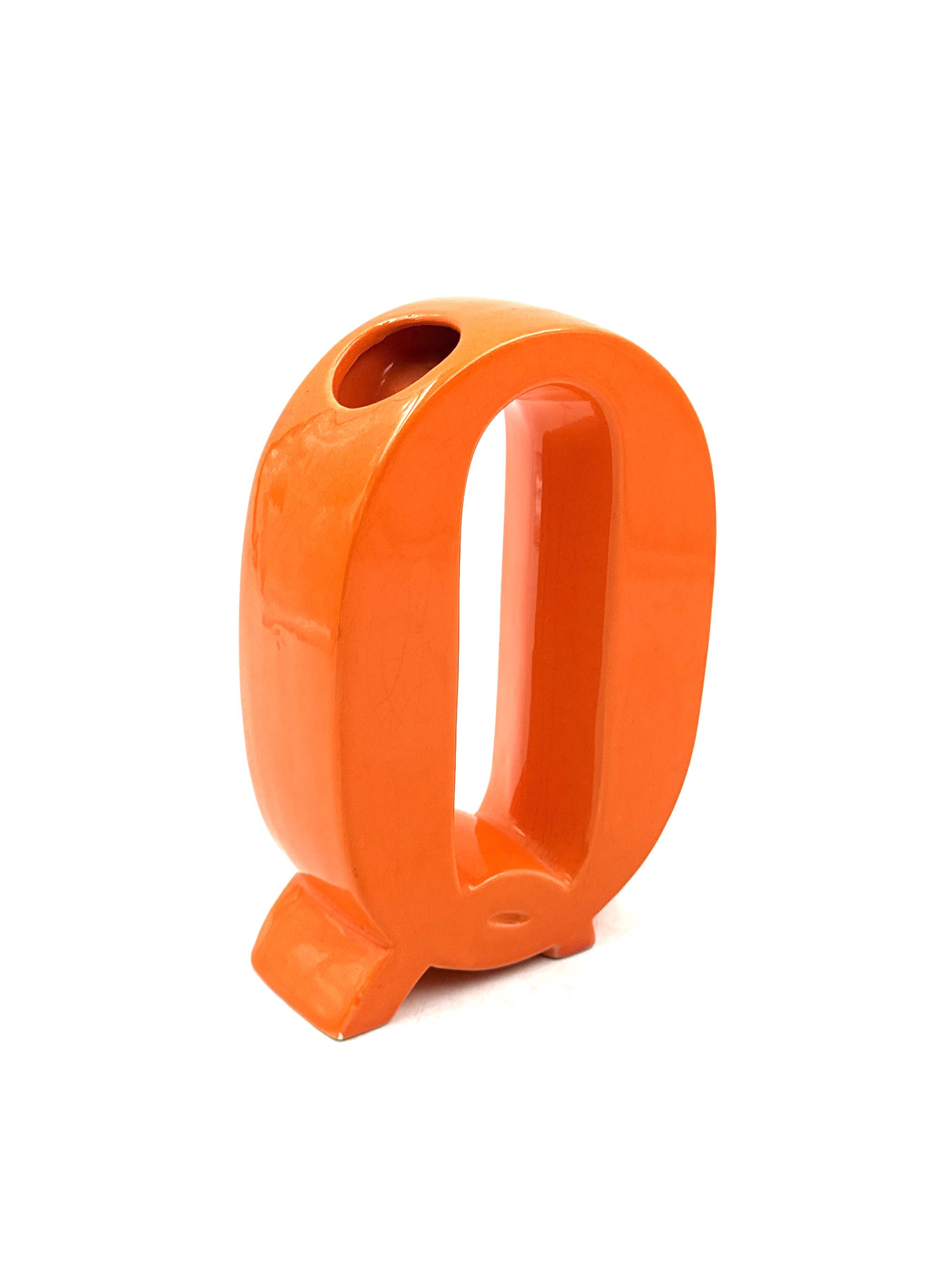 Space age orange Q letter shaped ceramic vase, Marcel Radureau France 1970