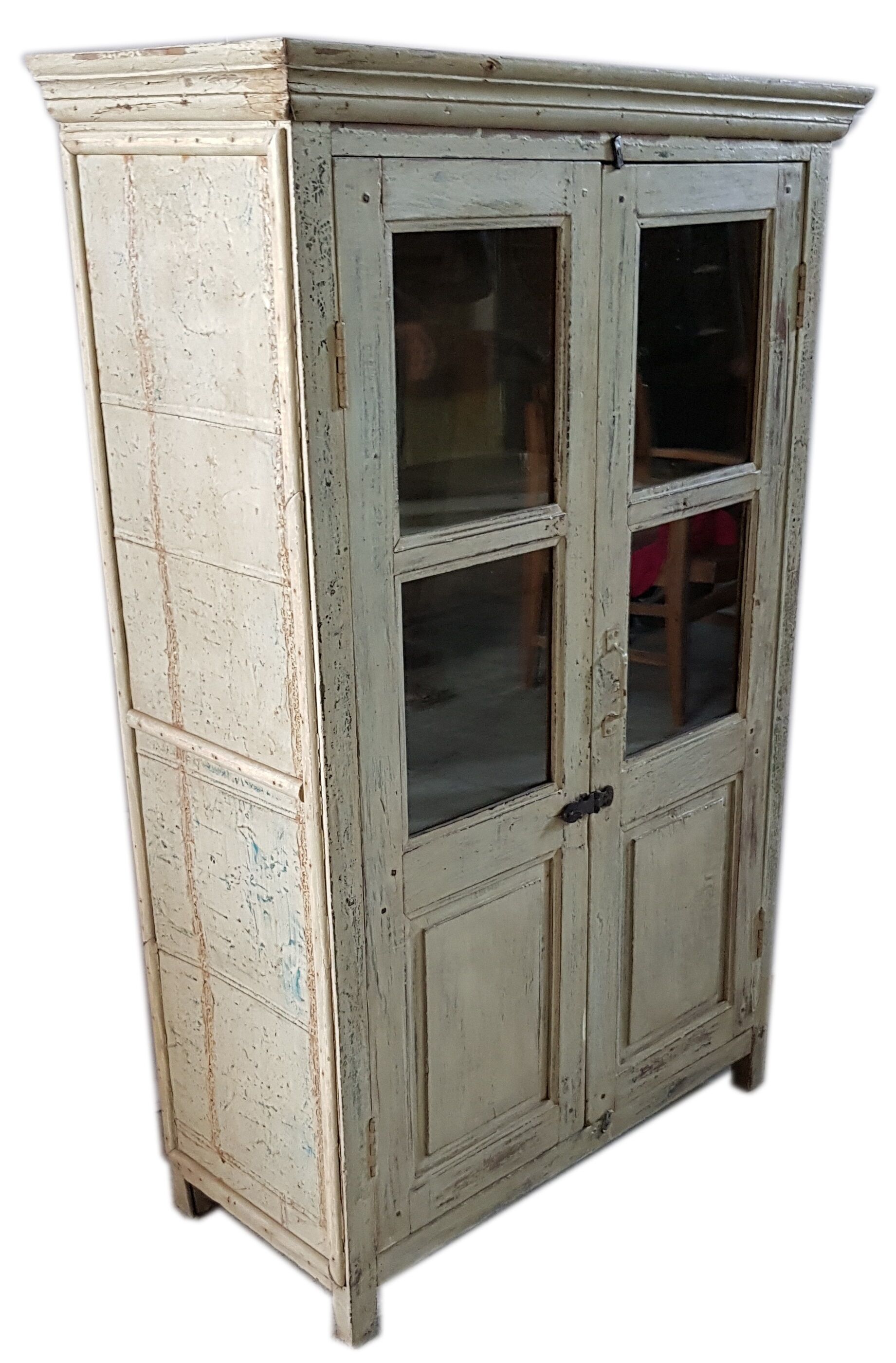 Former teak showcase