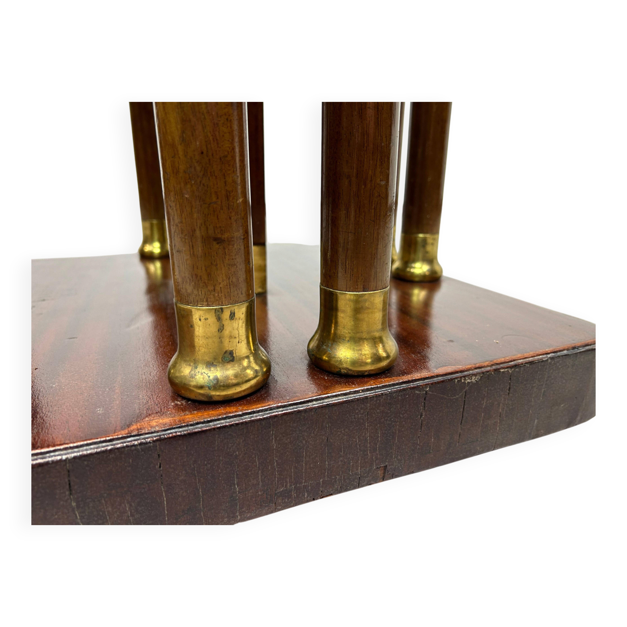 Jugendstil coffee table in mahogany