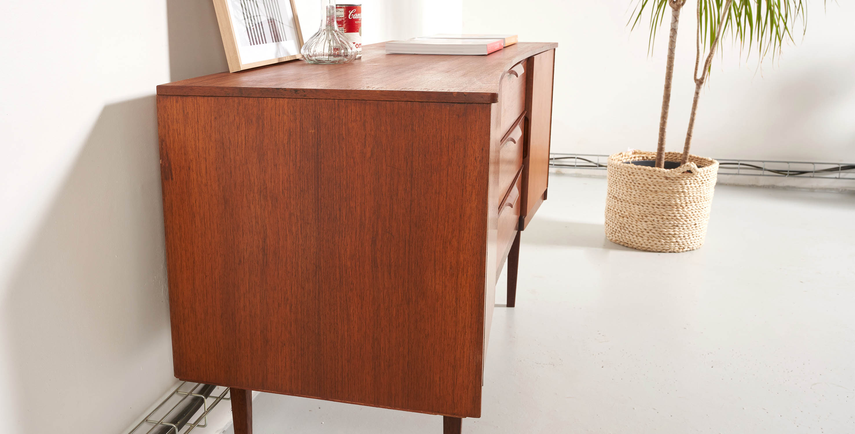 Vintage Austinsuite sideboard - 131cm