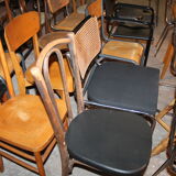 Lot of 25 chairs